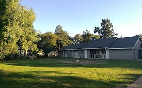 Monica'S Premium Guesthouse